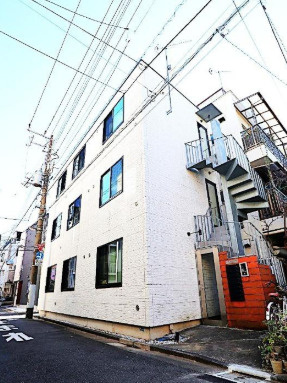 piccolo grande門前仲町の外観