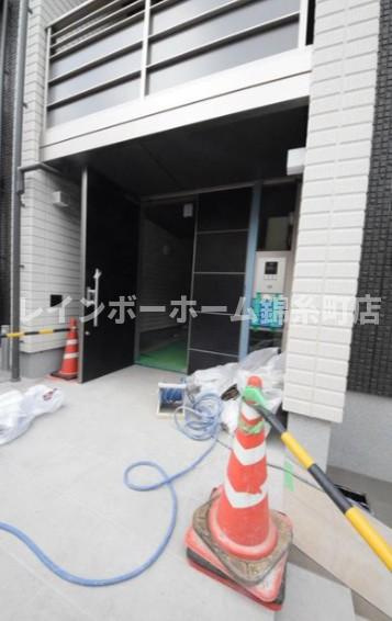 カーサグランデ本八幡のエントランス