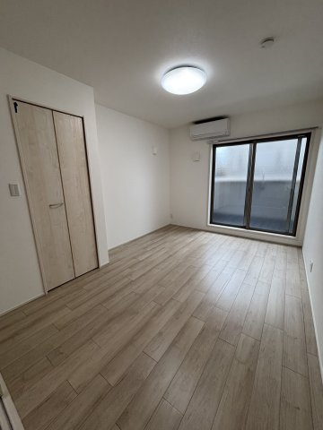 フジパレス忍ケ丘Ⅲ番館の洋室