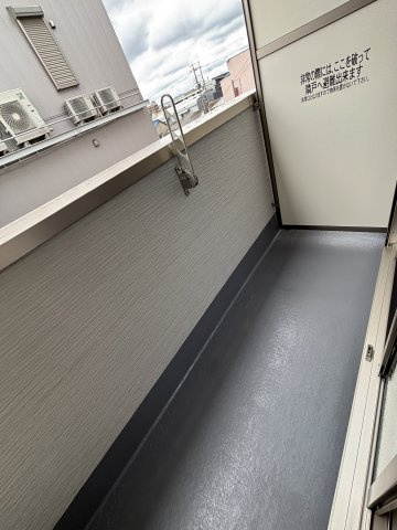 フジパレス忍ケ丘Ⅲ番館のバルコニー