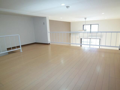 【寝室】 | SKYSUITE(スカイススイート)