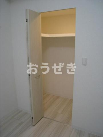 ラフィーエ横浜の収納