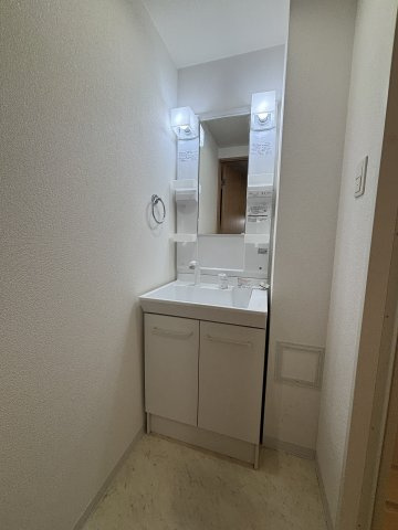 グランエクラ今宮戎の洗面所
