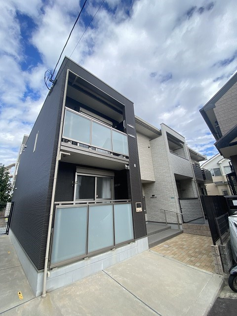 ミランダパキラ