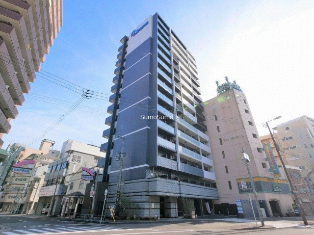プレサンスOSAKA DOMECITY クロスティの外観