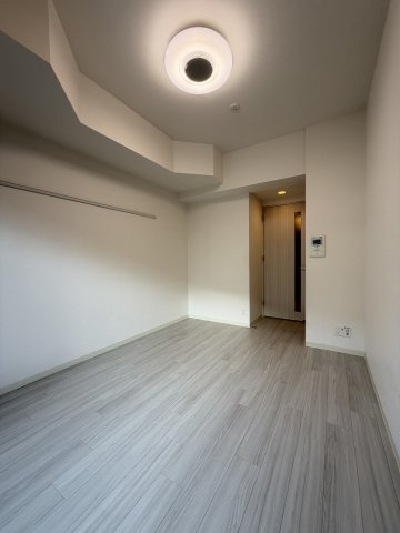 プレサンスOSAKA DOMECITY クロスティの寝室