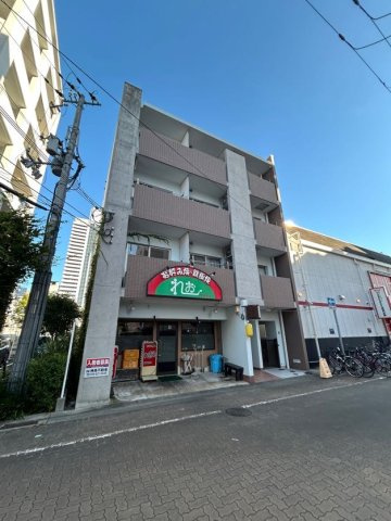 ロリエ新長田の外観