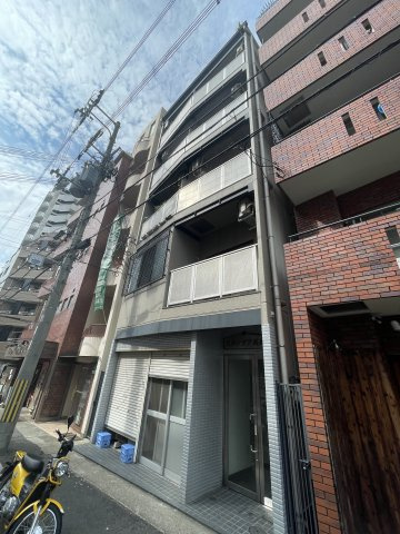 スタッツァ兵庫のエントランス