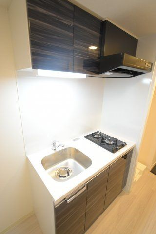 プレサンスOSAKA　DOMECITYクロスティのキッチン