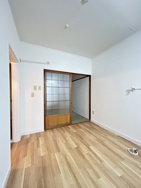日興マンションの居間・リビング