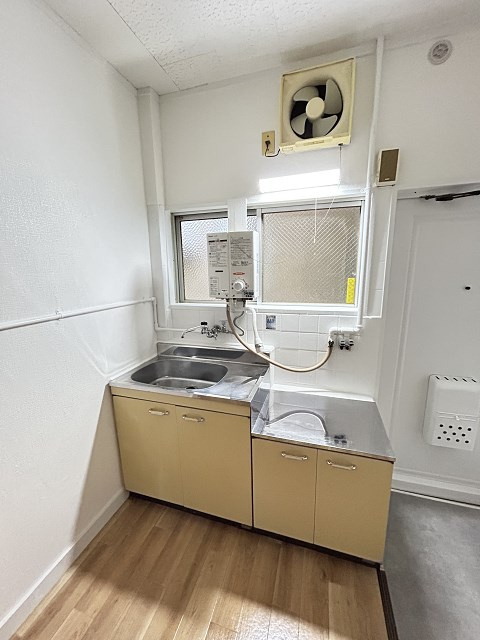 日興マンションのキッチン