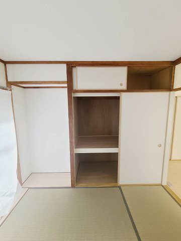 UR武庫川 12号棟の収納
