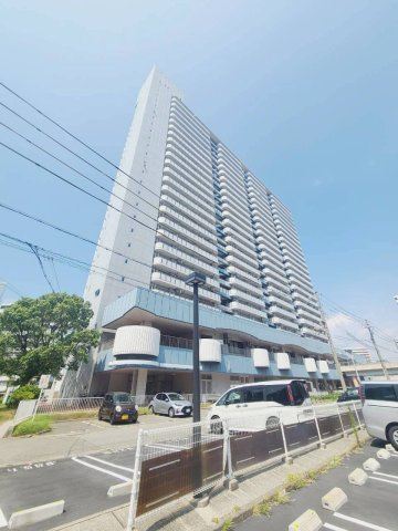 UR武庫川 19号棟の外観