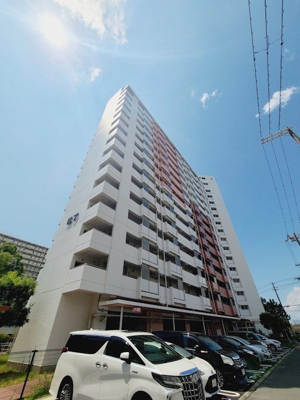 UR武庫川 27号棟の外観
