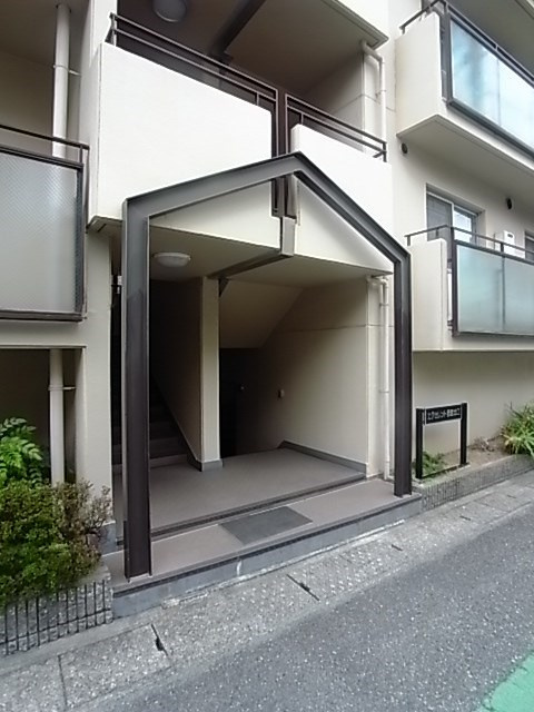 エクセレント西宮北口の外観