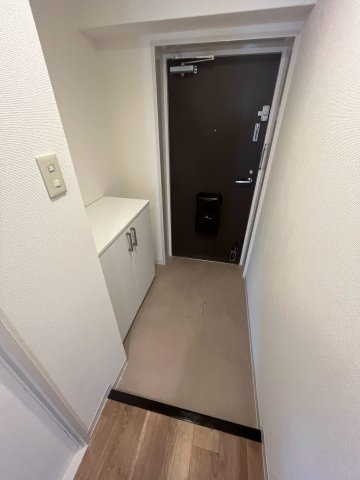 エクセレント西宮北口の玄関