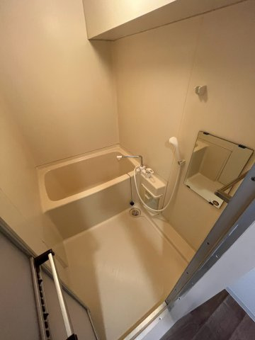 エクセレント西宮北口の浴室