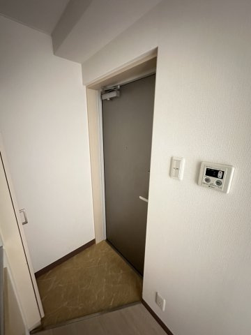 ウィンベル同心1丁目の玄関