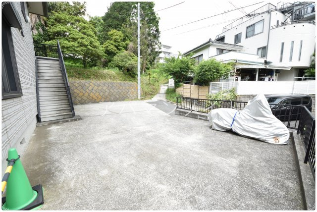 【駐車場】 | 敷地内駐車場