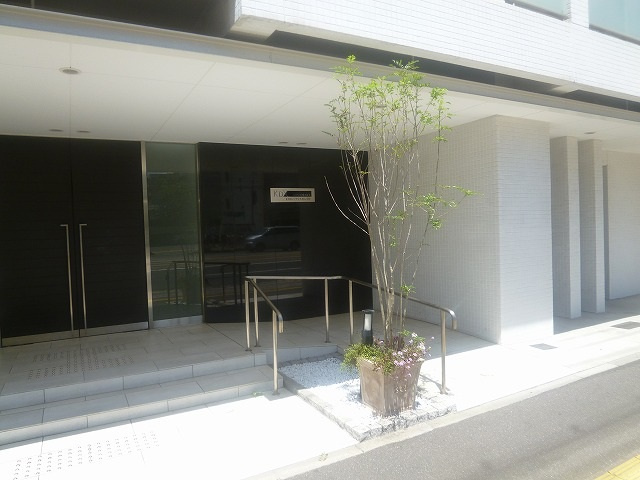 KDXレジデンス舟入幸町のエントランス