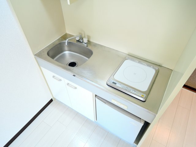 高槻市古曽部町２丁目の賃貸マンションのキッチン