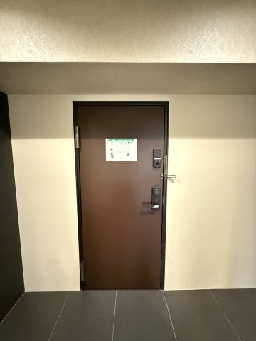 おおきに東心斎橋ビルの玄関