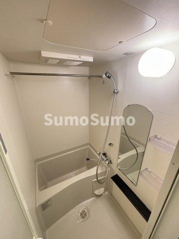 プレサンス上町台夕陽丘の浴室