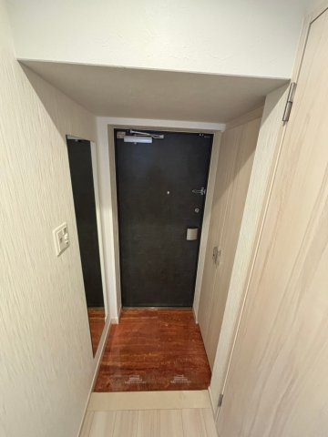 プレジオ鎗屋町の玄関