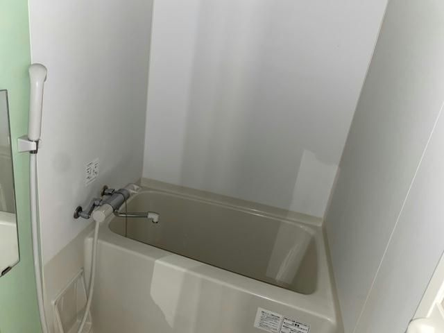 レオネクストサンモールⅢの浴室