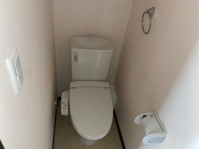 レオネクストサンモールⅢのトイレ
