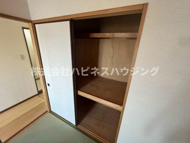 INSURANCE(インシュランス)BLDG.(ビルディング)ⅩⅢ(サーティーン)河原塚の収納