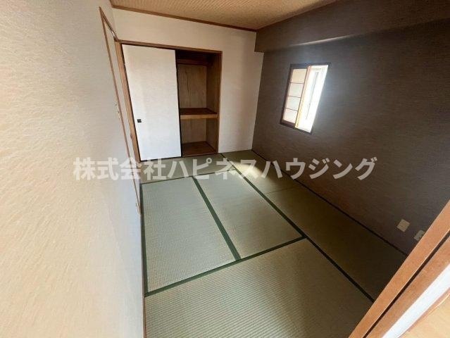 INSURANCE(インシュランス)BLDG.(ビルディング)ⅩⅢ(サーティーン)河原塚の和室