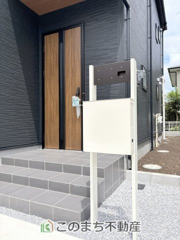 LiveleGarden.S宇都宮市鶴田町第24の設備|大きな宅配ボックスございますので、荷物受取にも便利です。