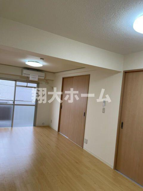 コーポ小山の居間・リビング
