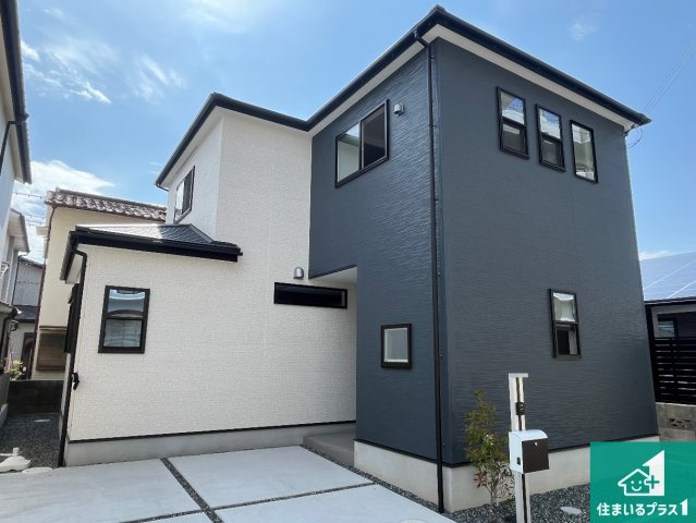 加古川市平岡町高畑　第12期　新築一戸建ての外観|安心の10年保証！外観を美しく保ち、雨水で汚れを落とします！気になることがありましたら、お気軽にお問い合わせください！