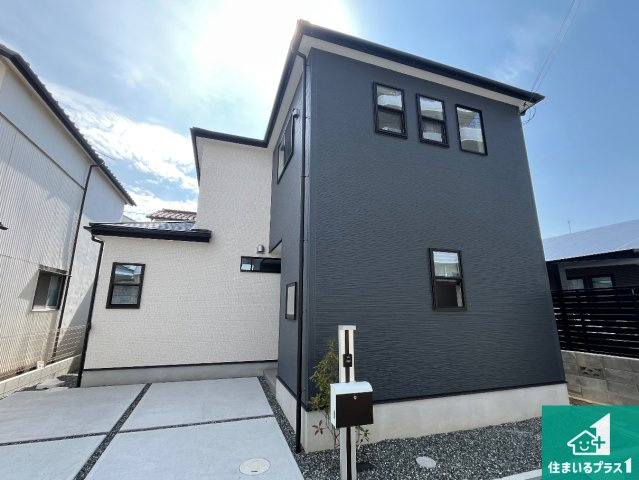 加古川市平岡町高畑　第12期　新築一戸建ての外観|お客様に長く安心して住んでいだだける事にこだわった家づくり！住んでからのアフターサービスにもしっかりと取り組んでいます！