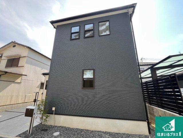 加古川市平岡町高畑　第12期　新築一戸建ての外観|安心の10年保証！外観を美しく保ち、雨水で汚れを落とします！気になることがありましたら、お気軽にお問い合わせください！