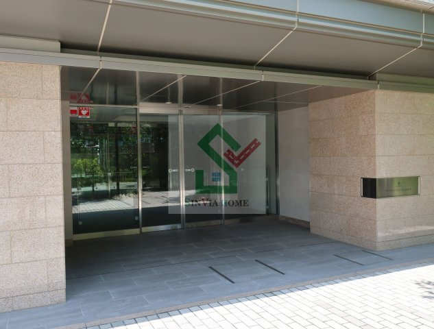 ザパークハウス所沢日吉町のエントランス