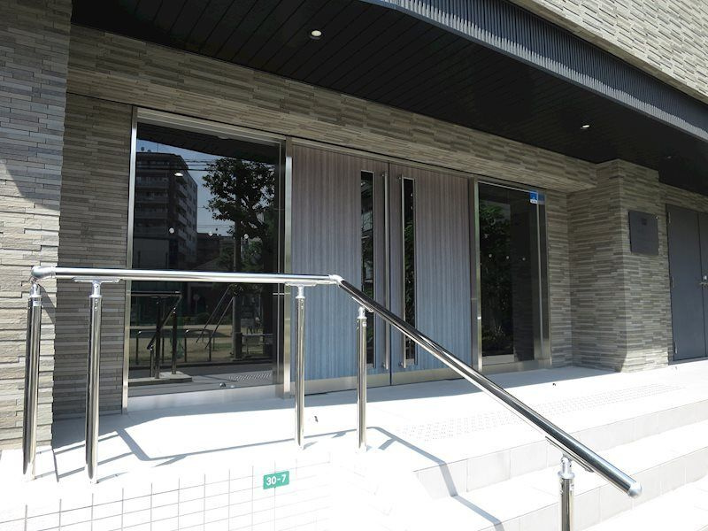 MAXIV西川口AZのエントランス