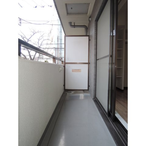 【バルコニー】ロジェメント三軒茶屋