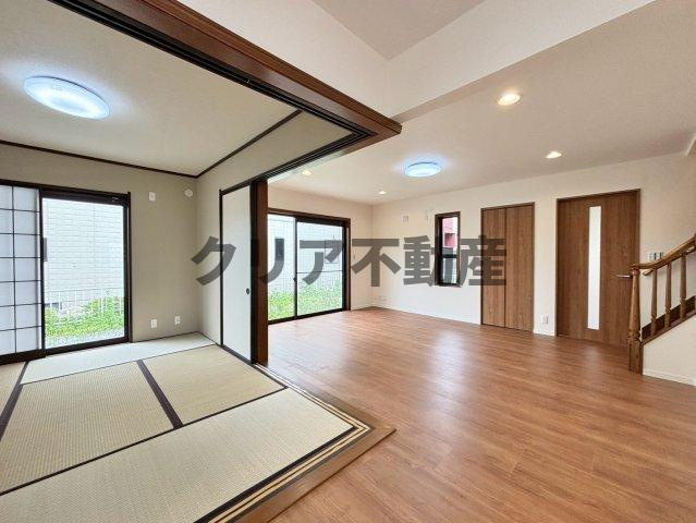 【外観】 | 水回り新品・LDK20帖・高崎市新町