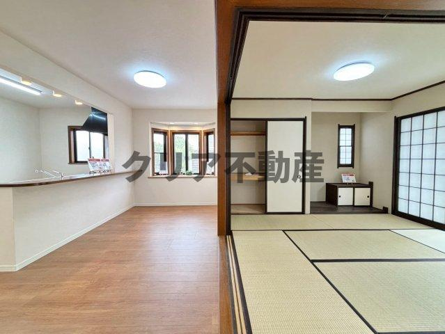 【居間・リビング】 | 水回り新品・LDK20帖・高崎市新町