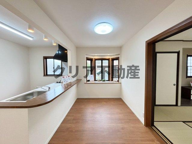 【居間・リビング】 | 水回り新品・LDK20帖・高崎市新町
