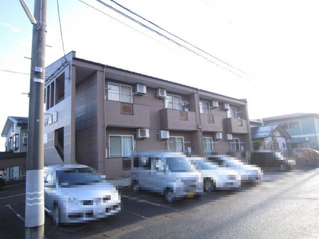 ラーバンハイツ高田の外観
