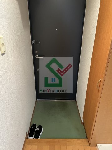 メゾンドクレフの玄関