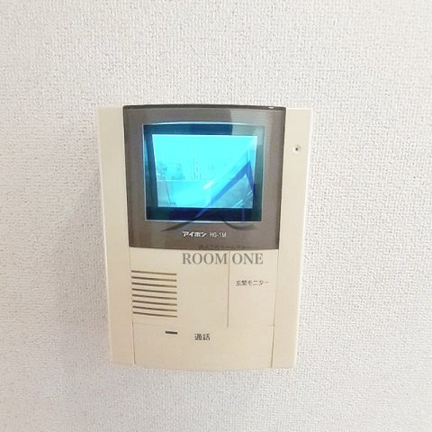 NOUVELLE のセキュリティ|モニター付きインターホンです。