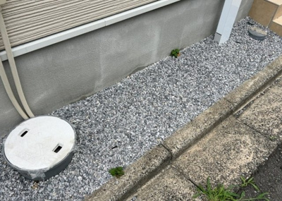 【庭】 | 中野上町新築戸建 | 庭があることでガーデニングや家庭菜園はもちろん、こどもの遊び場やペットを放して遊ぶことができます。また、家の周囲に余裕があるということです。隣地との間があれば、十分な日当たりと、風通しが確保できます。
