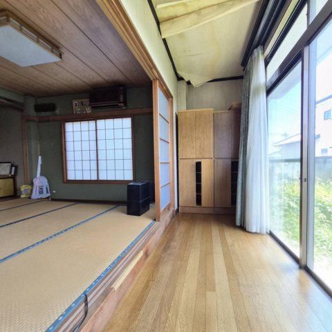 高崎市新町493-9の和室