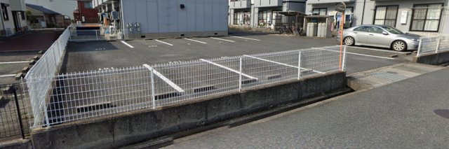 サンハイム井上Cの駐車場