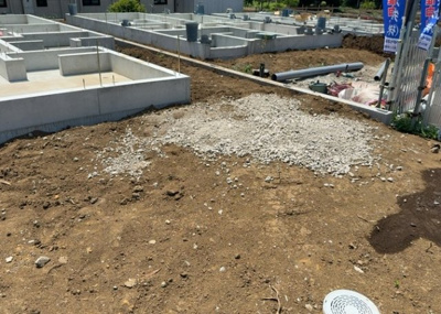 【庭】 | 金森新築戸建 | 家族でのBBQを行うのであれば3坪程度の広さがあればよいでしょう。ガーデニングや家庭菜園を楽しむ際は、手入れが行き届く範囲にすると安心です。また、庭のある方角や接道が気になる方は事前に確認しましょう。